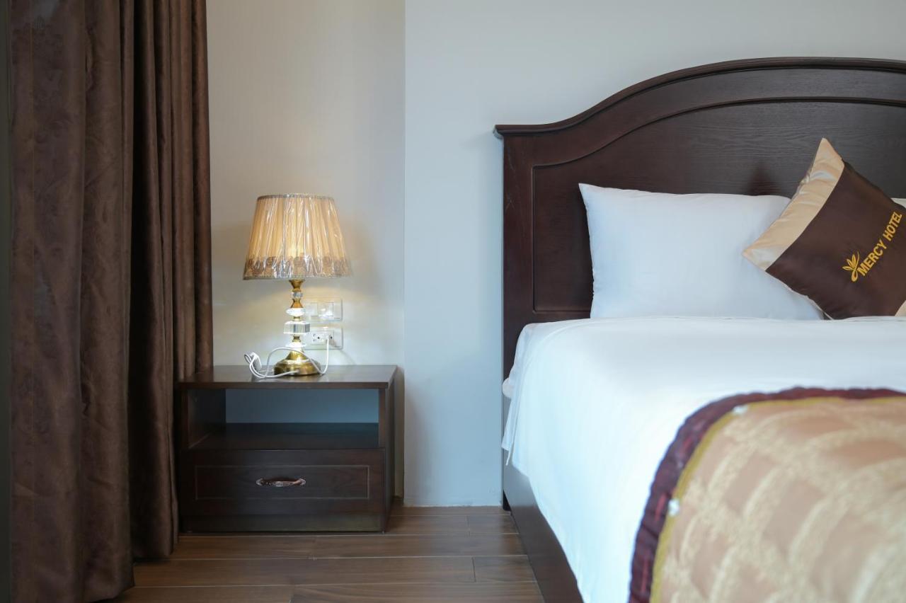 Mercy Hotel Hanoi Exterior foto